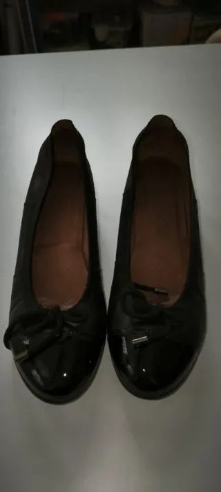 Sabrinas negras piel de hispanistas con tacón de 4