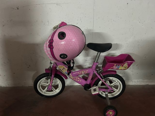 Bicicleta infantil 12 con casco y ruedines