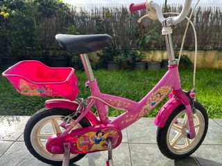 Bicicleta infantil 12 con casco y ruedines