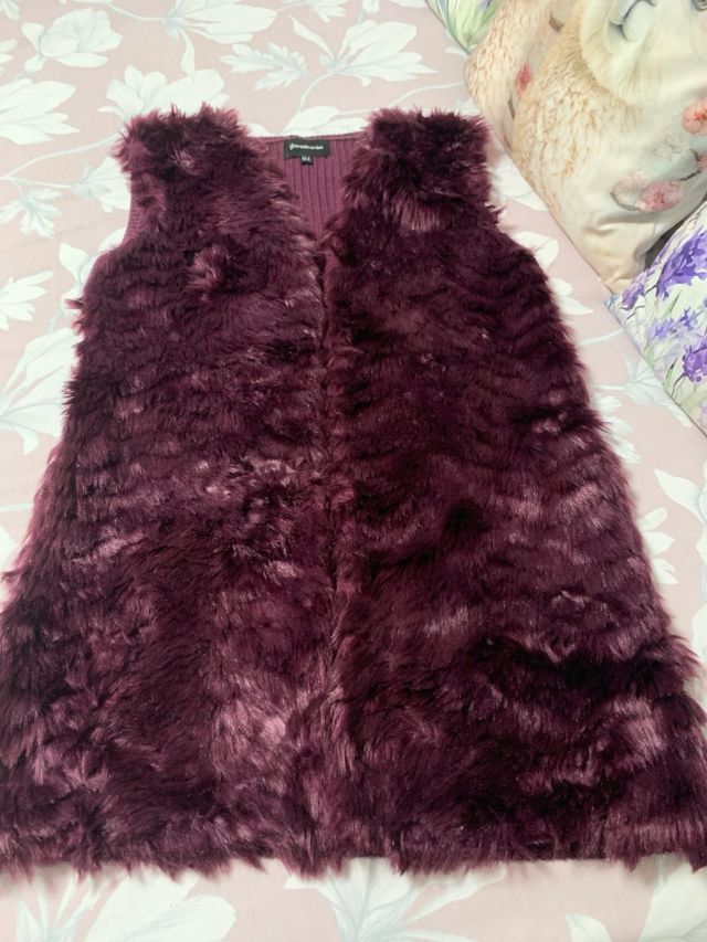 Chaleco Stradivarius pelo talla M