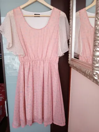 Vestido rosa con estampado de animales