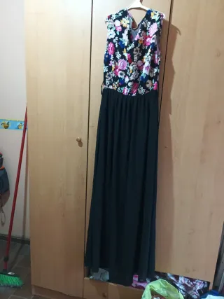 Vestido largo estampado floral negro talla U