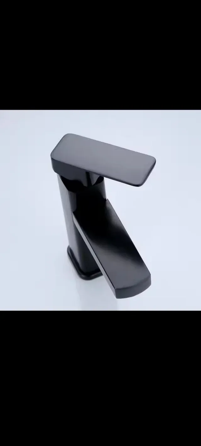 Grifo Negro Rethme para Lavabo - Nuevo