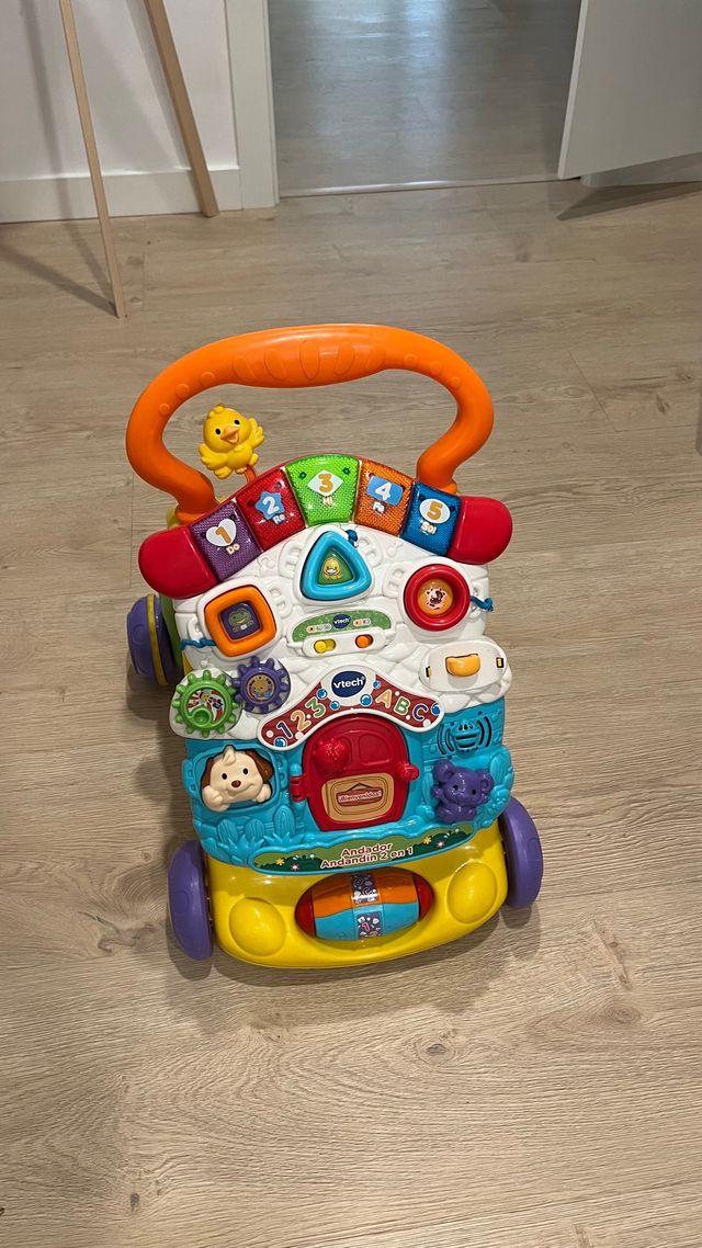 Andador VTech para bebés con actividades