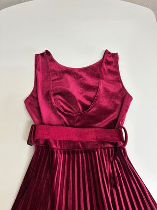 Vestido largo de terciopelo rojo