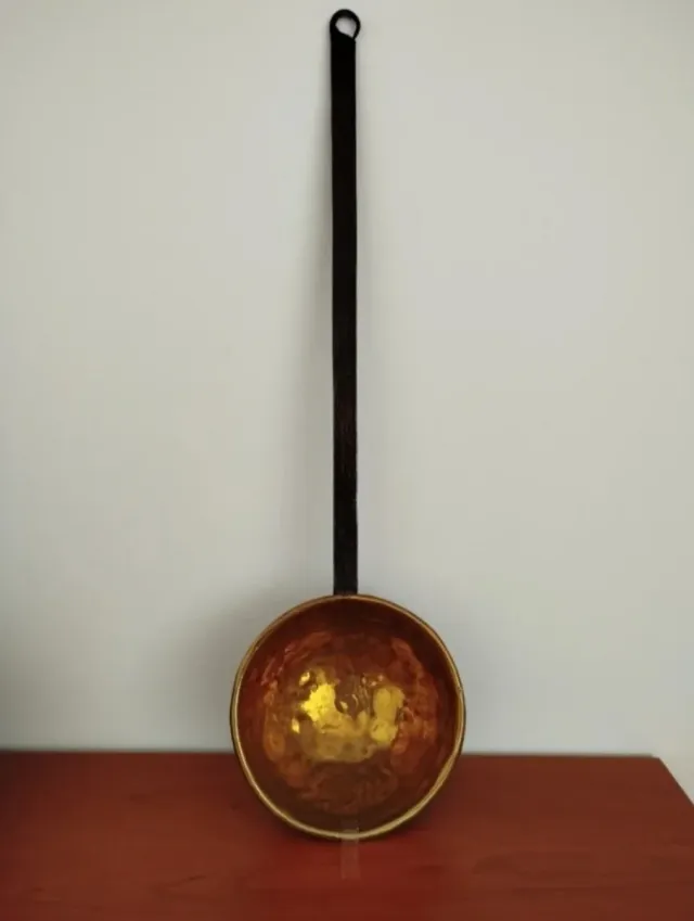 Cazo antiguo de cobre