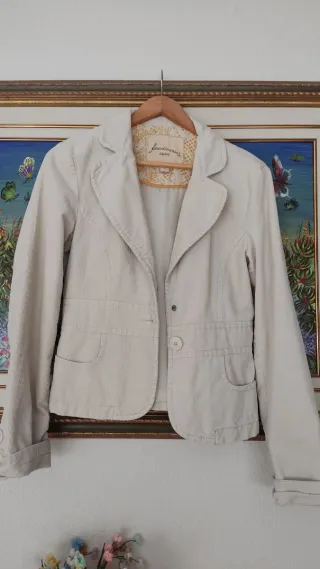 Cazadora pana fina beige