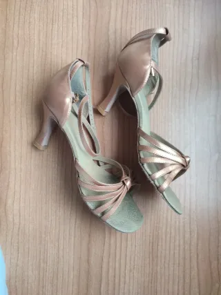 Sandalias de baile Capezio bronce