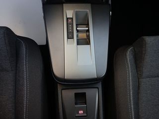 Opel Frontera 1.2T XHT Hybrid eDCT6 81kW Basic Edition