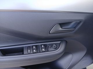 Opel Frontera 1.2T XHT Hybrid eDCT6 81kW Basic Edition