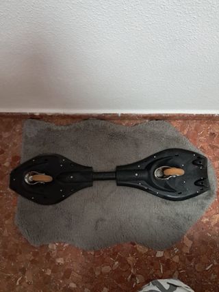 Waveboard rojo y negro