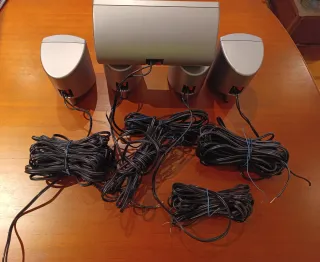 Juego Altavoces 5.1 JBL 200W Modelo 138SAT