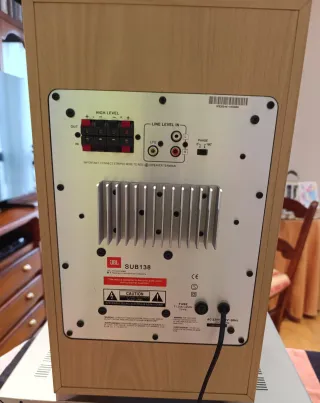 Juego Altavoces 5.1 JBL 200W Modelo 138SAT