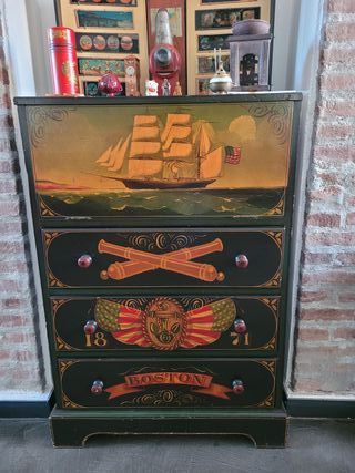 Cassettiera antica dipinta a mano