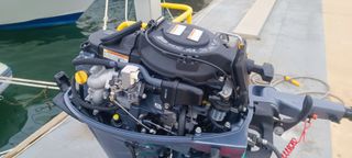 Motor fueraborda Yamaha 15 HP nueve