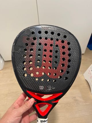 Pala de pádel Siux Carbon ORO y Wilson Bela
