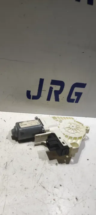 892 MOTOR ELEVALUNAS TRASERO IZQUIERDO LAND ROVER
