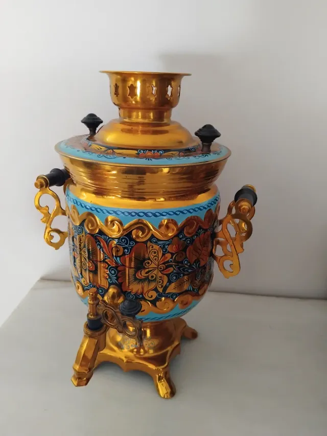 Samovar Vintage Dorado