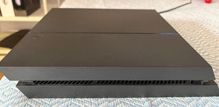 Consola PS4 + 2 Mandos + Juego NBA 2K19 y FIFA 16