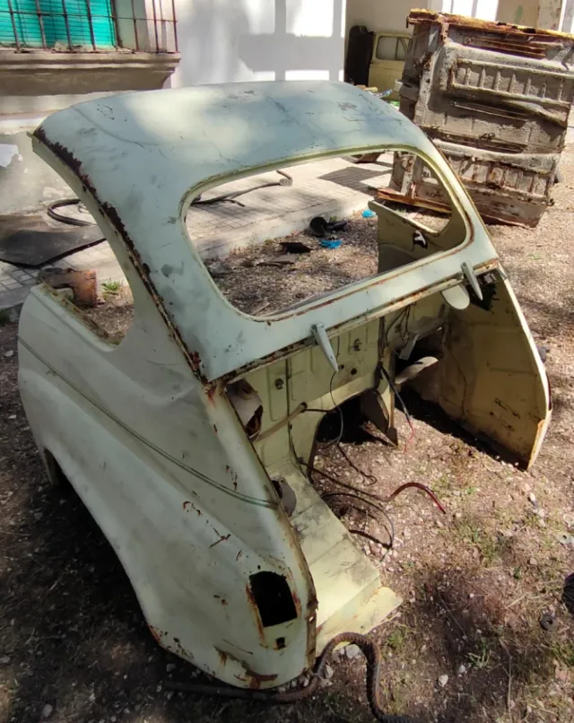 Carrocería Seat 600 - Parte trasera