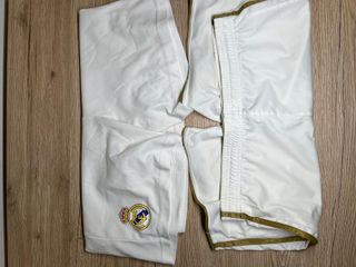 Camiseta y 2 pantalones de Real madrid - Como nuev