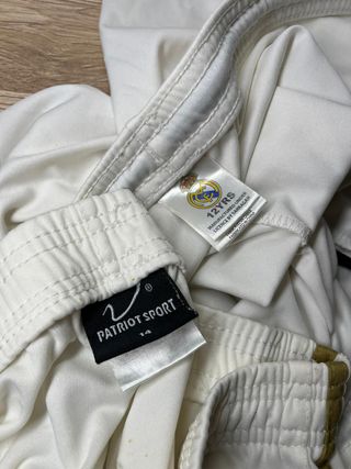 Camiseta y 2 pantalones de Real madrid - Como nuev