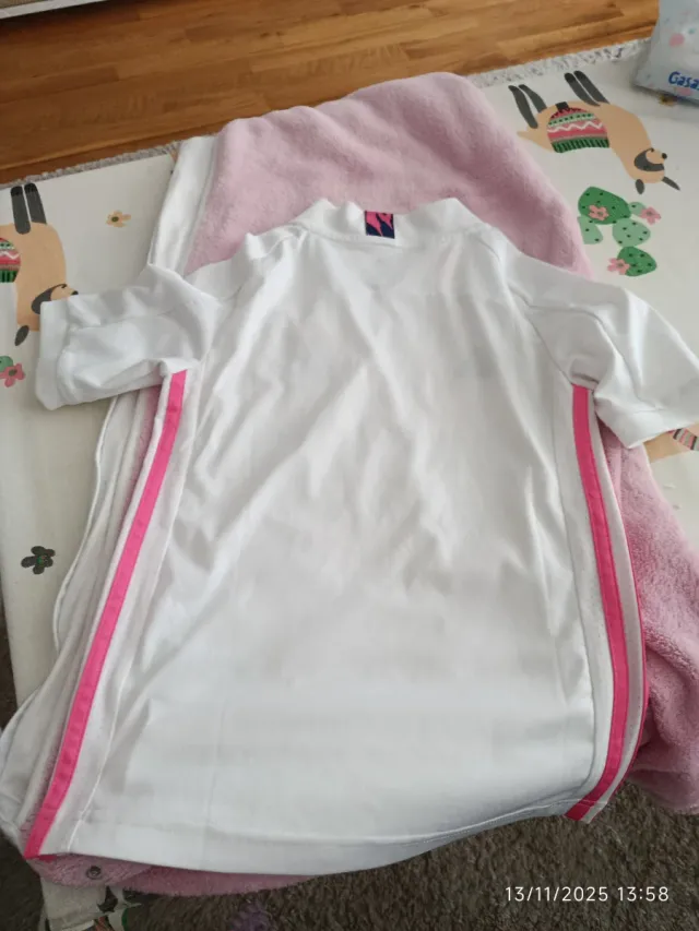 Camiseta Real Madrid Adidas Talla 7-8 años 20/21