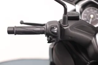 YAMAHA X-MAX 300 IRON MAX 2019