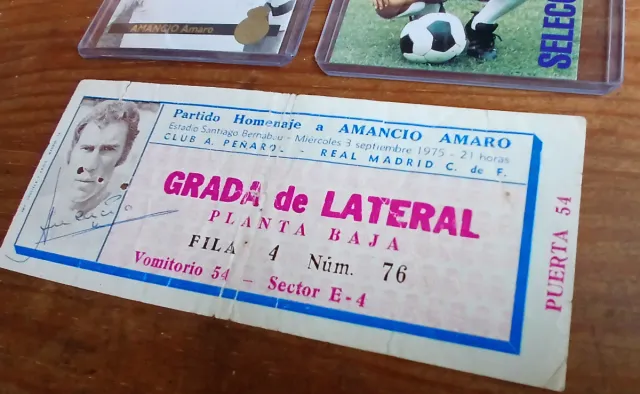Amancio Amaro: Entrada con autografo y 2 Cromos