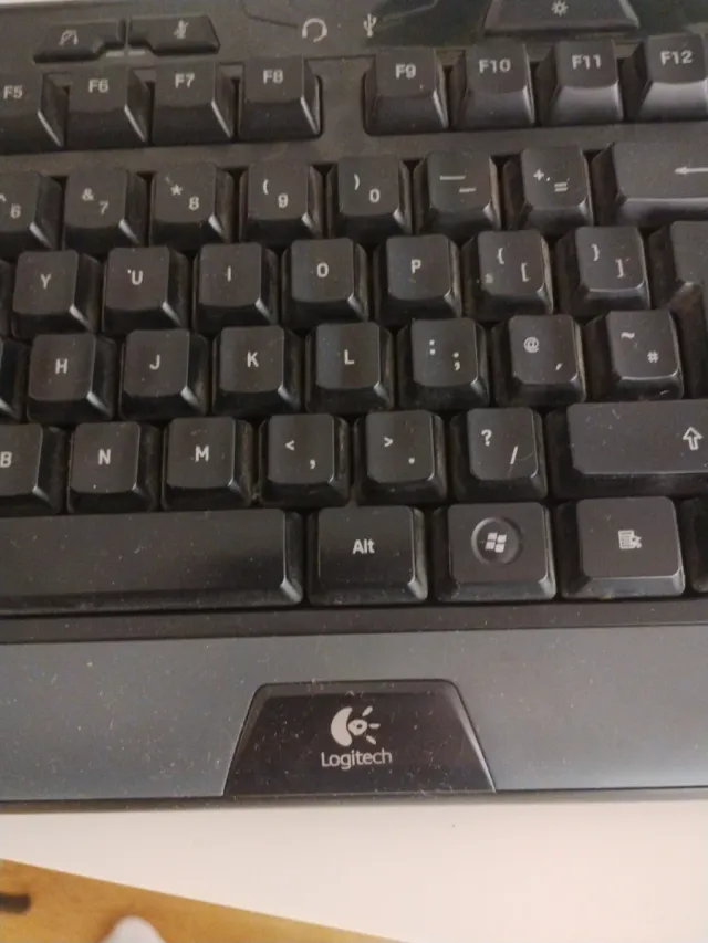 Teclado Logitech Negro