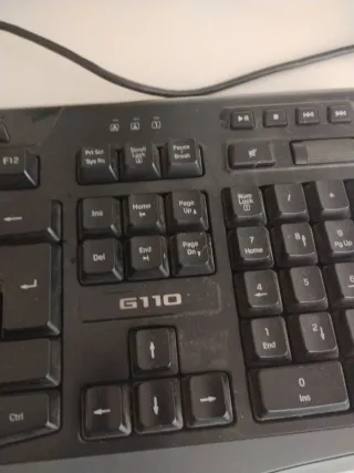 Teclado Logitech Negro