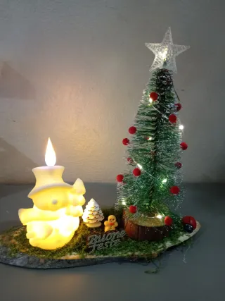 Centrotavola luminoso pupazzo neve e albero