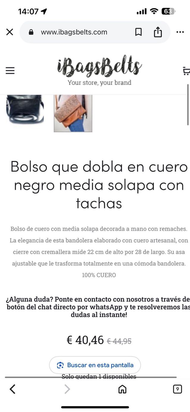 Bolso de piel con tachuelas