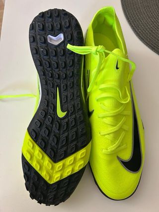 Botas Nike Mercurial Amarillas y Negras