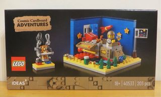 LEGO Ideas 40533 Cosmic Cardboard Adventures