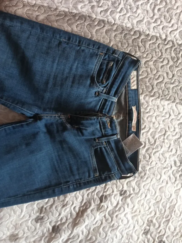 Pantalones Levis 710 Super Skinny Talla 25