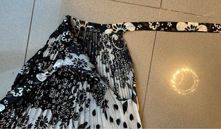 Vestido nuevo atado al cuello y con cinturón T.M