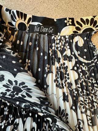 Vestido nuevo atado al cuello y con cinturón T.M