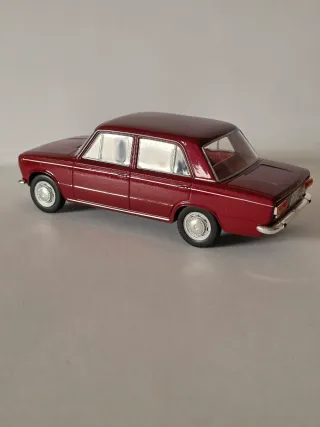 Seat 124 L 1969 Edición Coleccionista 1:24