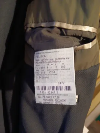 Gabardina Hugo Boss Talla 54 Verde Cacería