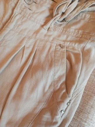Pantalón lino beige Stradivarius T.34