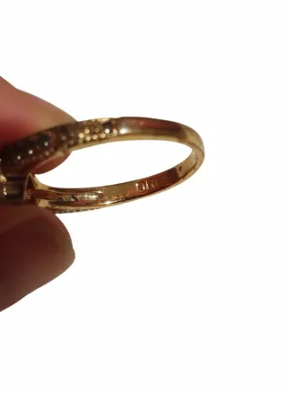 Anillo mujer con piedra roja