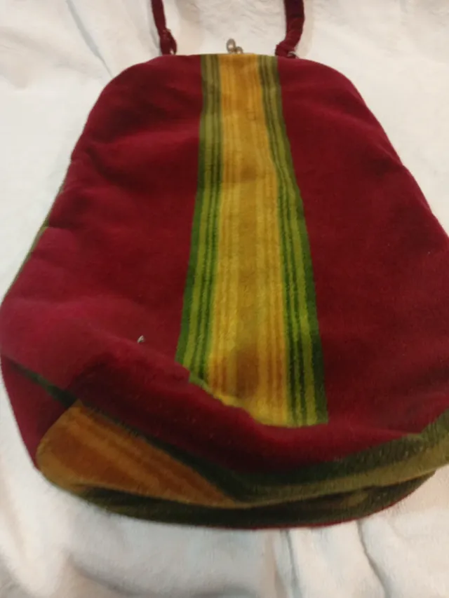 Bolso vintage terciopelo cierre