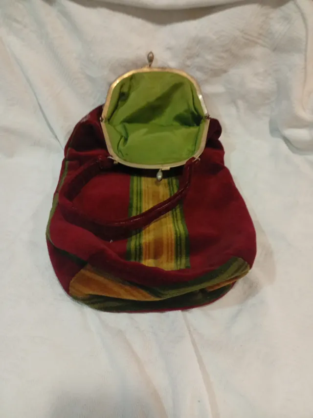 Bolso vintage terciopelo cierre