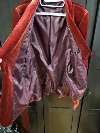 Blazer de terciopelo burdeos para hombre