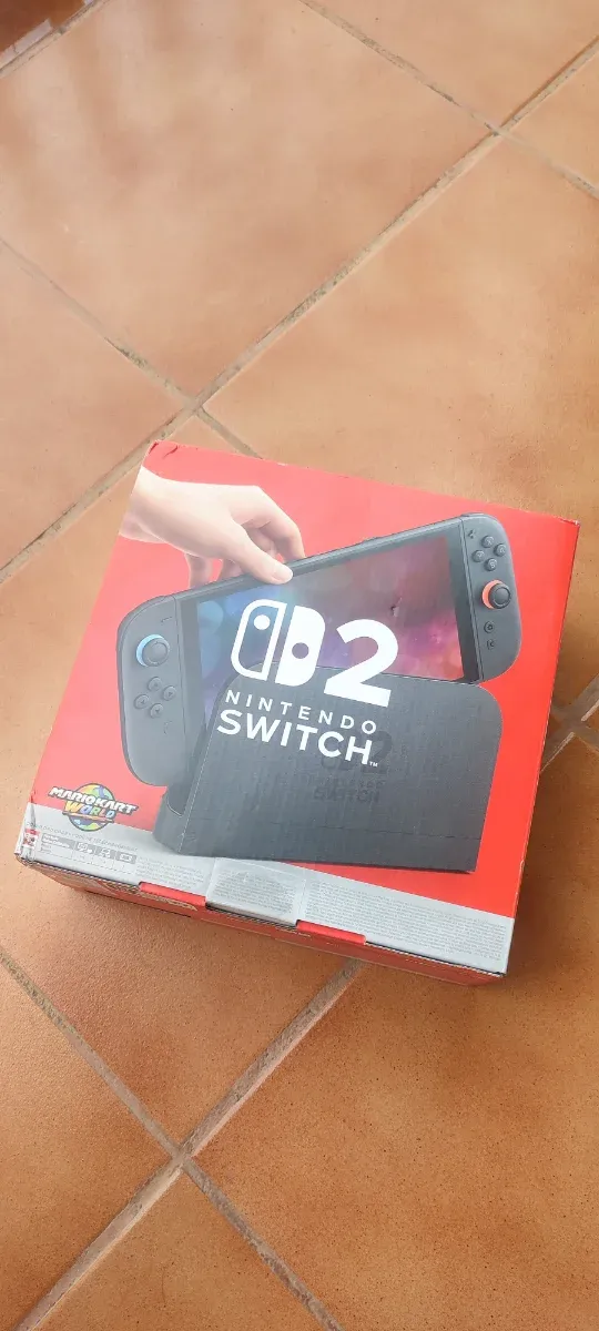 Nintendo Switch 2 + Mario Kart World SIN ABRIR