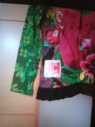 Jersey Desigual verde y rosa