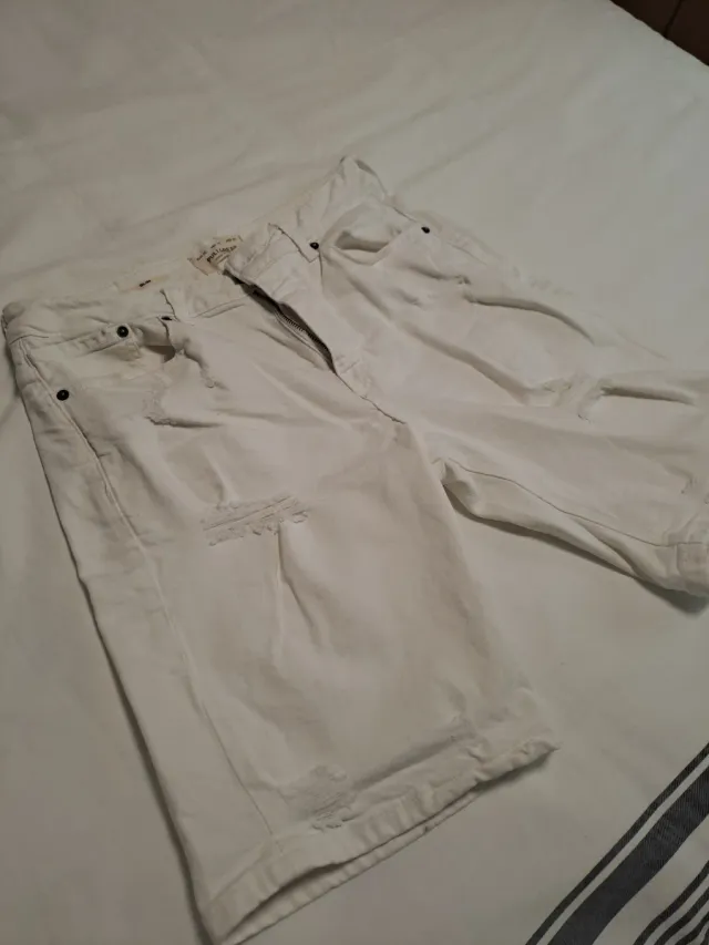 Pantalones cortos vaqueros blancos Pull&Bear