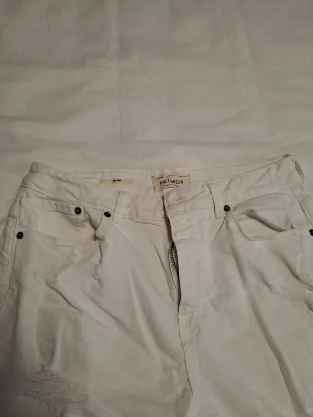 Pantalones cortos vaqueros blancos Pull&Bear