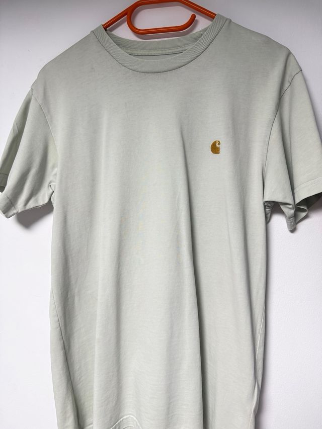 pack de camisetas guess, mochino y carhartt